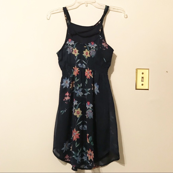 ✨Host Pick!✨ O’Neill dress. - Picture 2 of 3